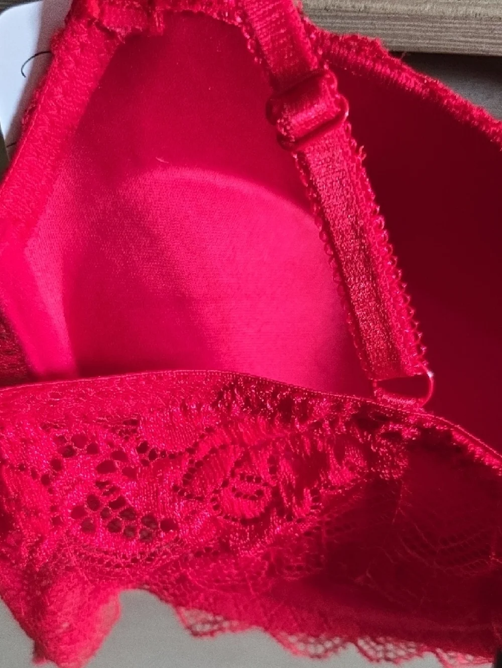 Rene Rofe Red Lace Push-Up Bra . - Picture 9 of 11
